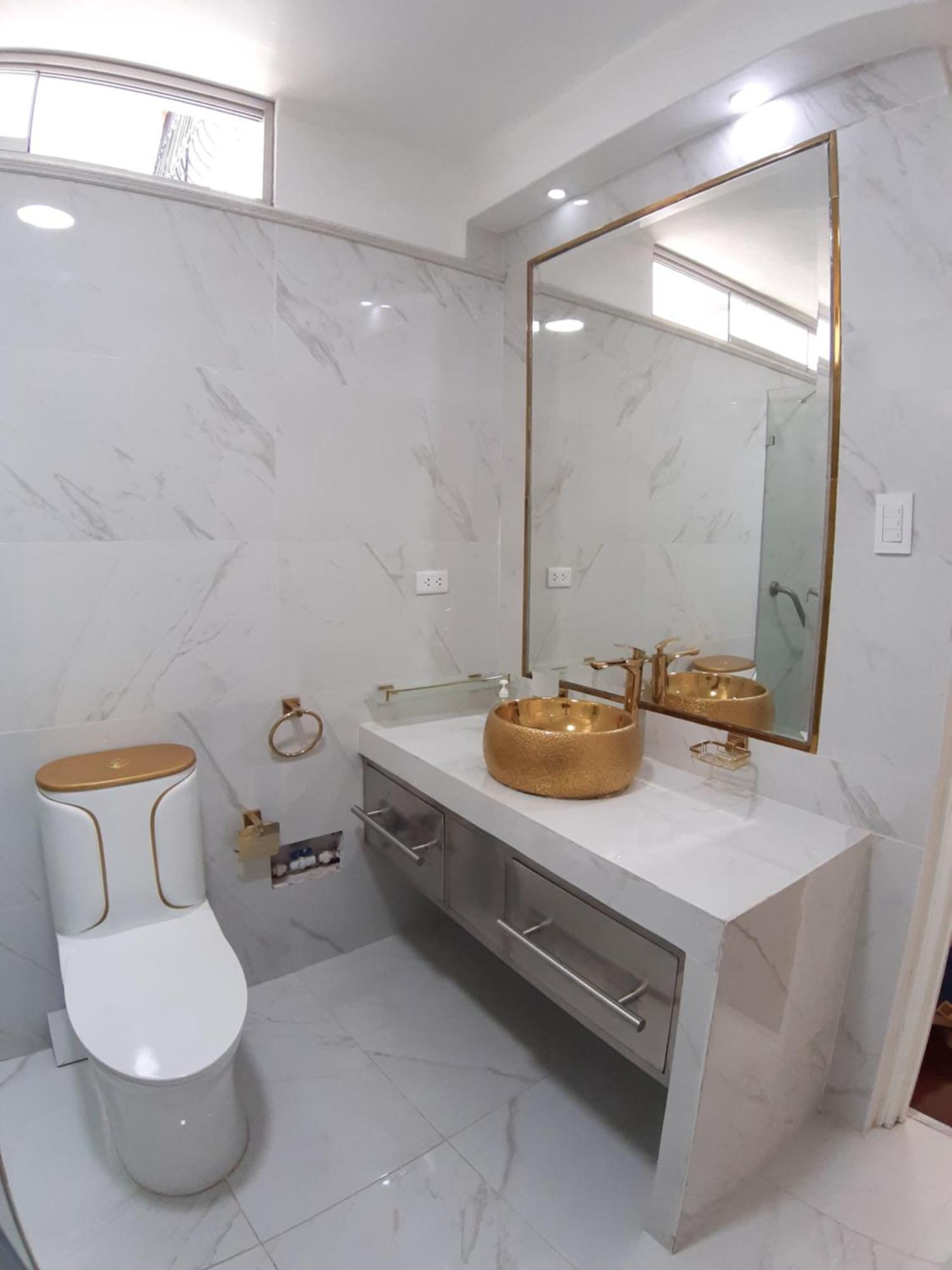 Apartamento Lindo - A 2 Cuadras De La Plaza De Armas Y Del Palacio De Gobierno Distretto di Distretto di Lima Esterno foto
